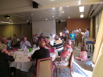 Haveriset iltajuhlassaan Tawasti-salissa.(kuva:anupii) 